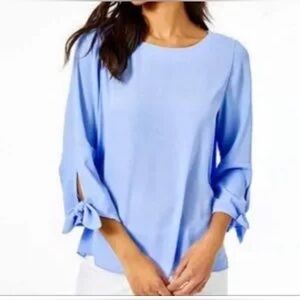 Lily Pulitzer Blouse with accent sleeves